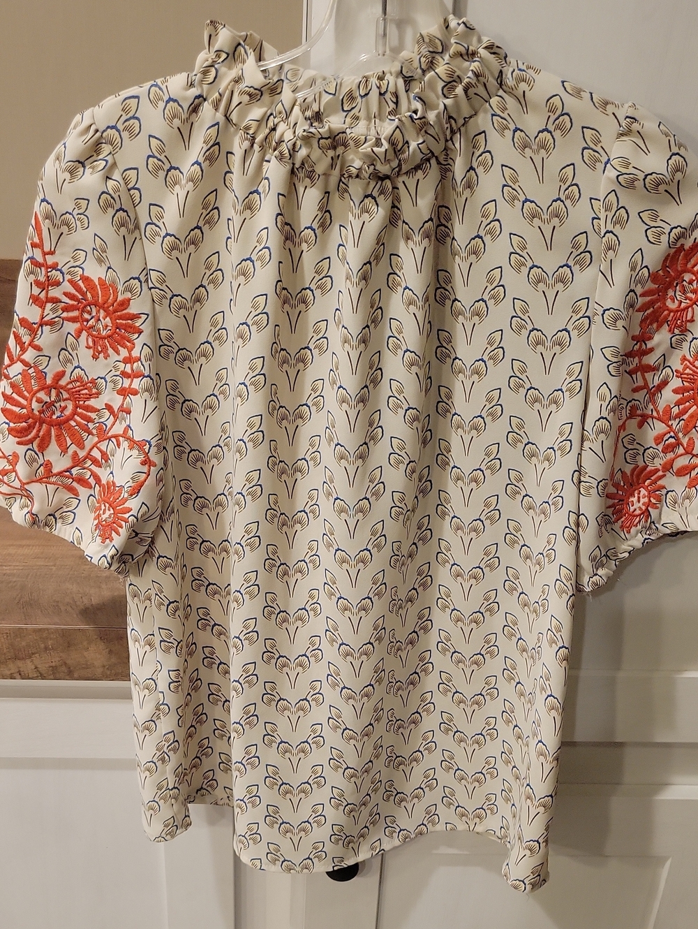SHEIN Cream Floral Puff Sleeve Top with Orange Embroidery